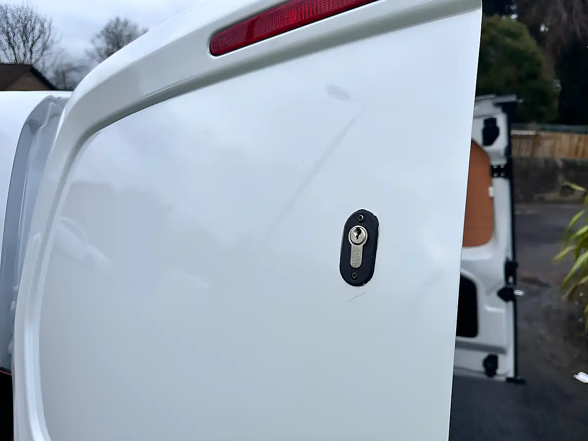 Used 2025 Vauxhall Combo Prime White - Interior and Exterior details 9