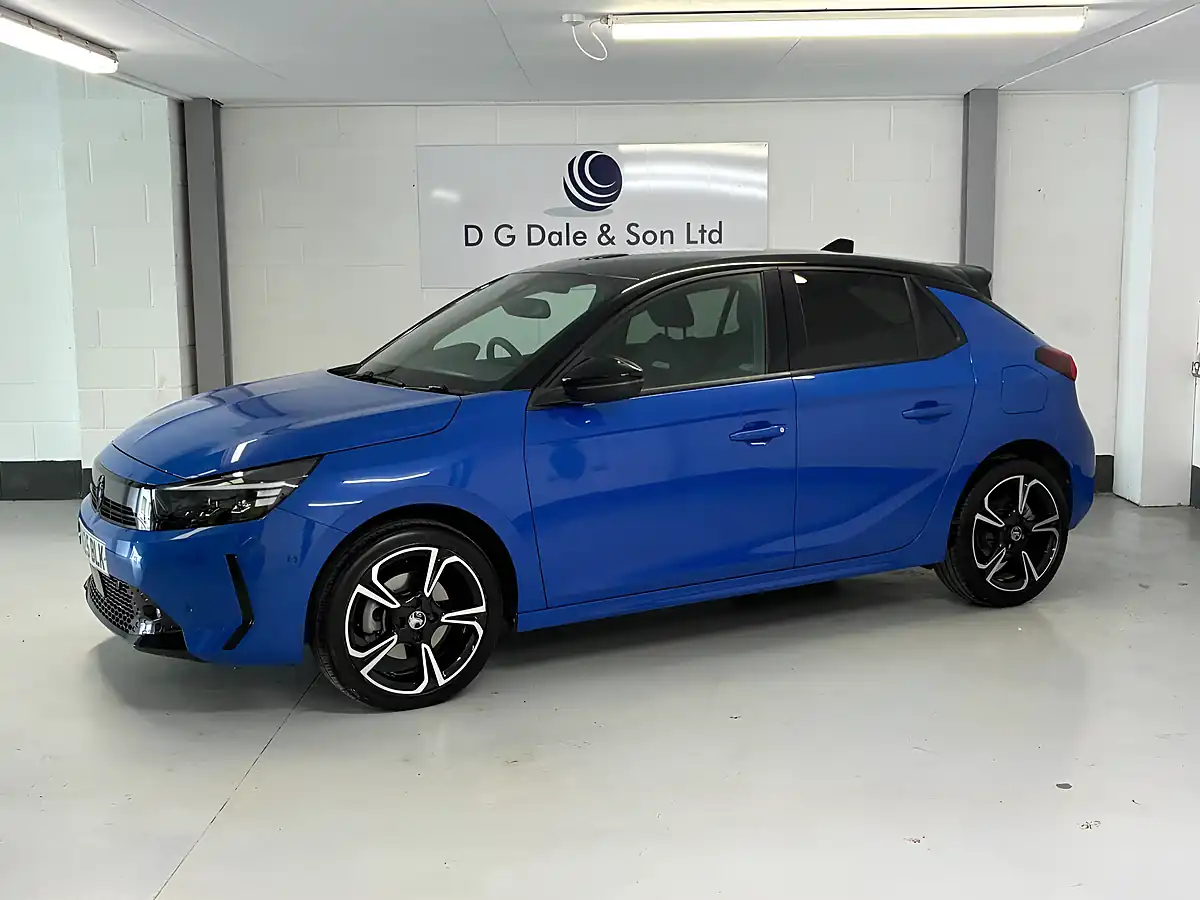 Used 2025 Vauxhall Corsa Ultimate Blue - Front View