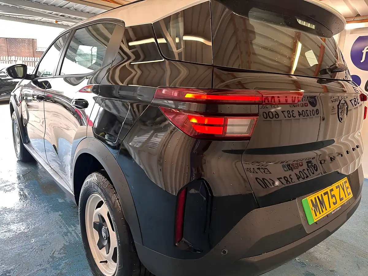 Used 2025 Vauxhall Frontera Electric Design Black - Interior and Exterior details 17