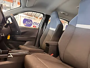 Used 2025 Vauxhall Frontera Electric Design Black - Interior and Exterior details 18