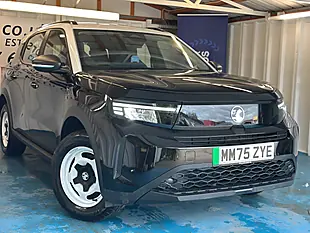 Used 2025 Vauxhall Frontera Electric Design Black - Interior and Exterior details 5