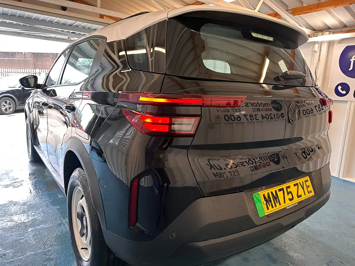 Used 2025 Vauxhall Frontera Electric Design Black - Interior and Exterior details 7
