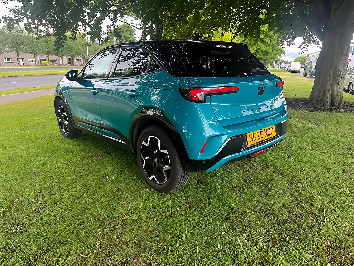 Used 2025 Vauxhall Mokka Gs Tropical Green - Interior and Exterior details 7