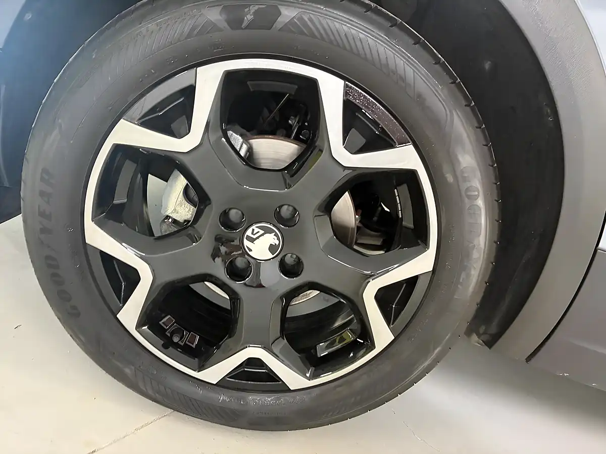 Used 2025 Vauxhall Mokka Ultimate Grey - Interior and Exterior details 6