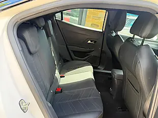 Used 2025 Vauxhall Mokka Ultimate White - Interior and Exterior details 13