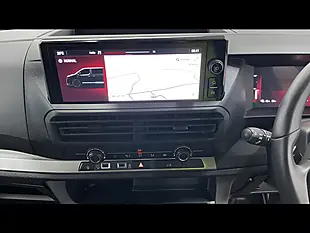 Used 2025 Vauxhall Vivaro Electric Prime Panel Van Grey - Interior and Exterior details 13