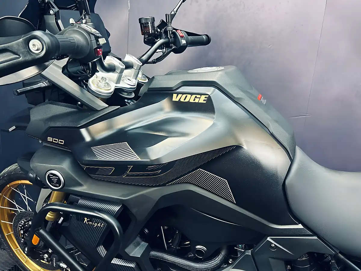 Used 2025 Voge DS 900X Black - Interior and Exterior details 9