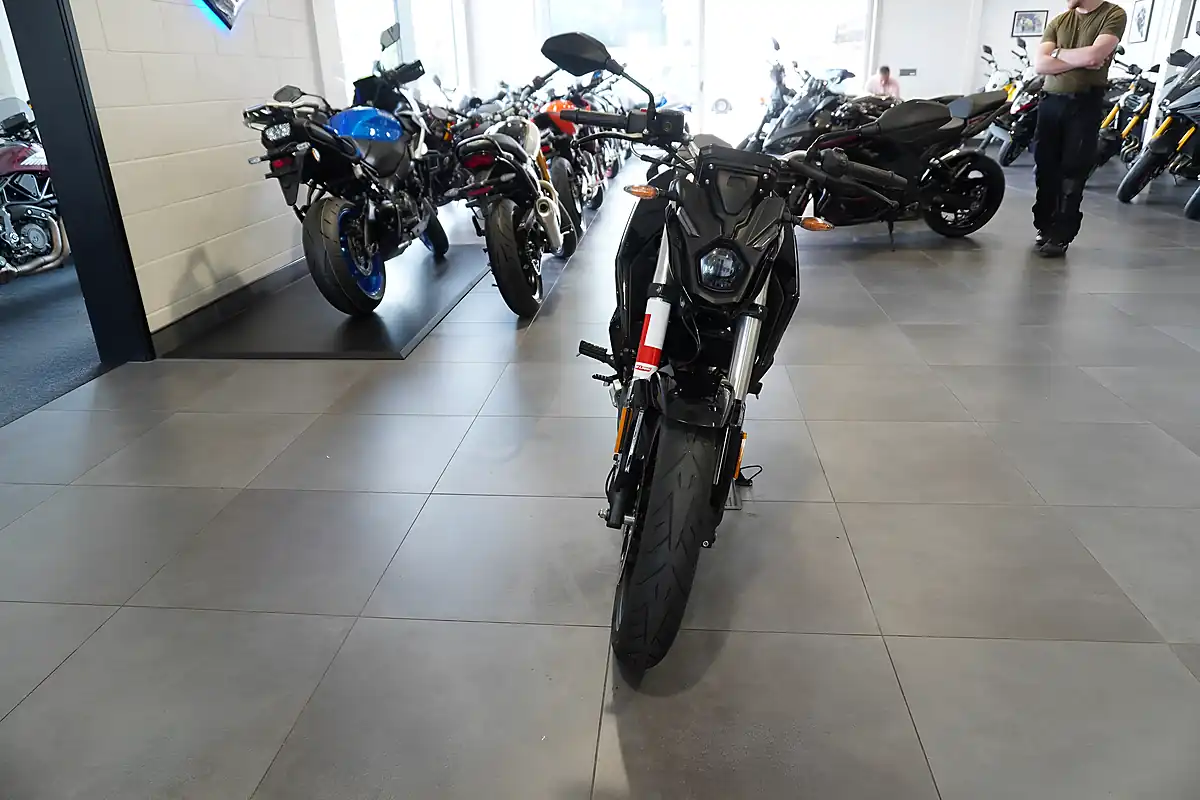 Used 2025 Voge R 125 Black - Interior and Exterior details 3