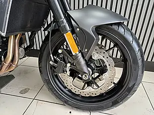 Used 2025 Voge R625 Black - Interior and Exterior details 13
