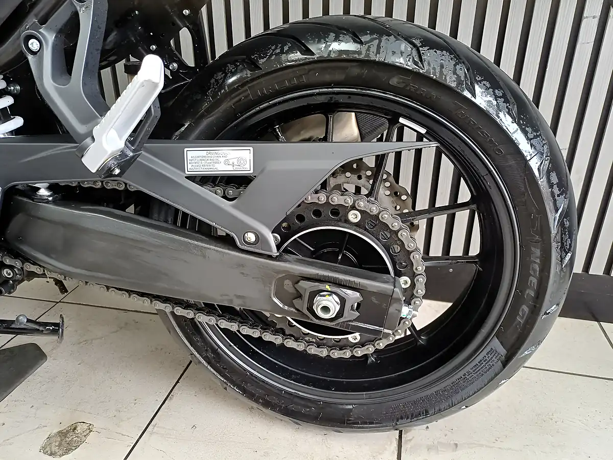 Used 2025 Voge R625 Black - Interior and Exterior details 15