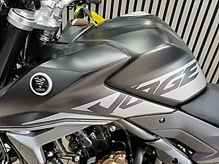 Used 2025 Voge R625 Black - Interior and Exterior details 7