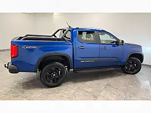 Used 2025 Volkswagen Amarok Panamericana Blue - Interior and Exterior details 8