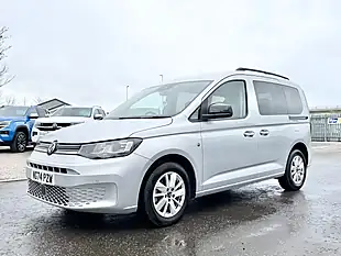 Used 2025 Volkswagen Caddy Life Reflex Silver - Interior and Exterior details 3