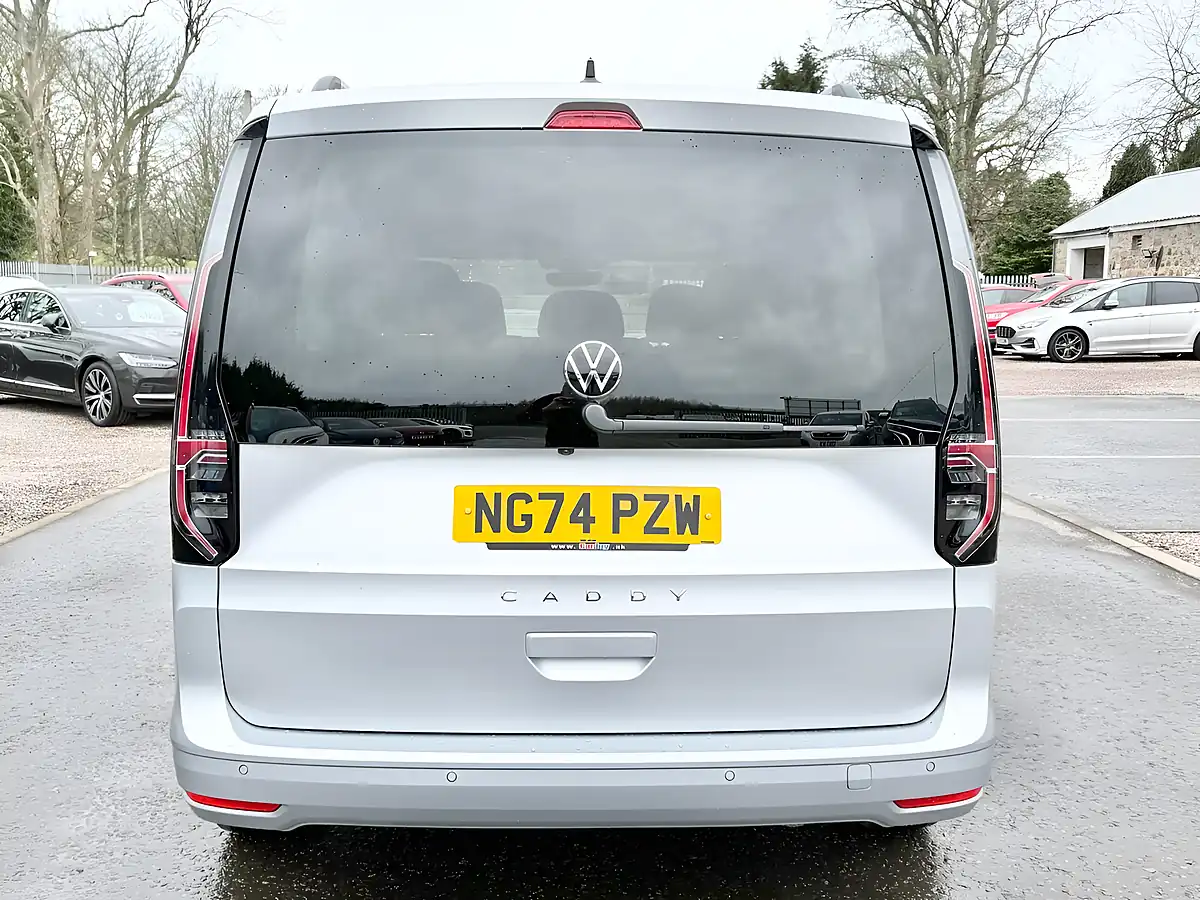 Used 2025 Volkswagen Caddy Life Reflex Silver - Interior and Exterior details 6