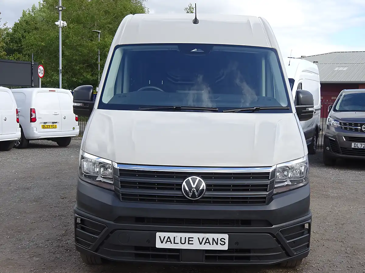 Used 2025 Volkswagen Crafter Commerce (mwb) CR35 Grey - Interior and Exterior details 4