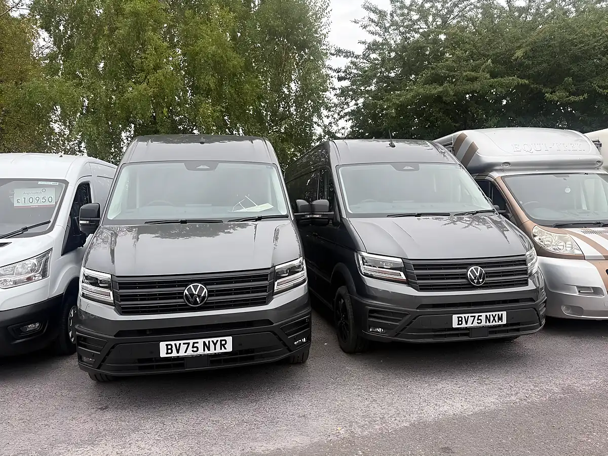 Used 2025 Volkswagen Crafter Commerce Plus Grey - Interior and Exterior details 5