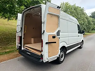Used 2025 Volkswagen Crafter Commerce Plus White - Interior and Exterior details 5