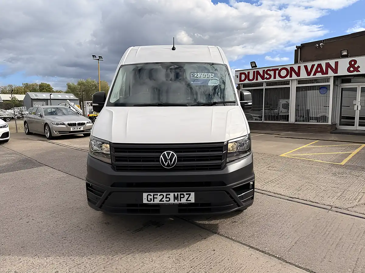Used 2025 Volkswagen Crafter CR35 Commerce Lwb High Roof White - Interior and Exterior details 11