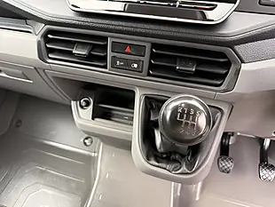 Used 2025 Volkswagen Crafter CR35 Commerce Lwb High Roof White - Interior and Exterior details 15