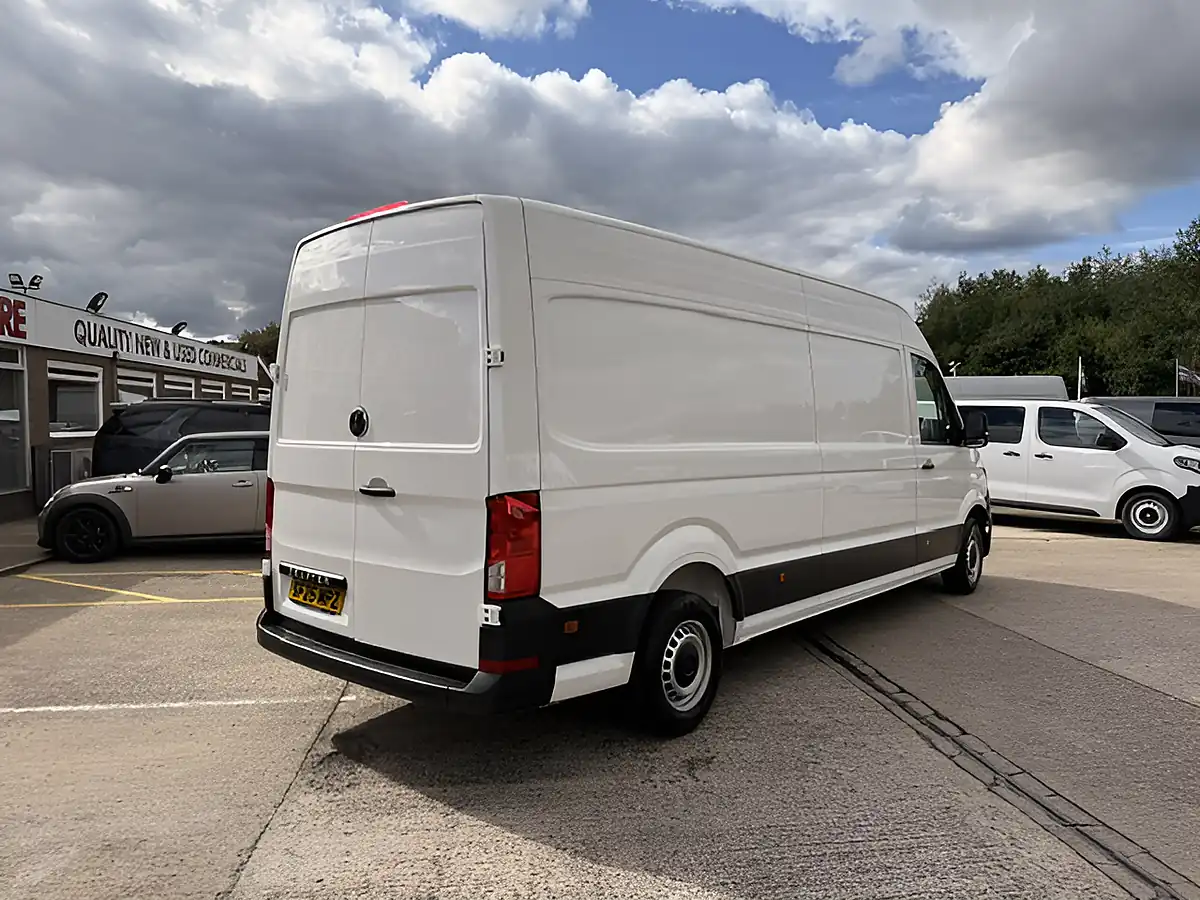 Used 2025 Volkswagen Crafter CR35 Commerce Lwb High Roof White - Interior and Exterior details 3