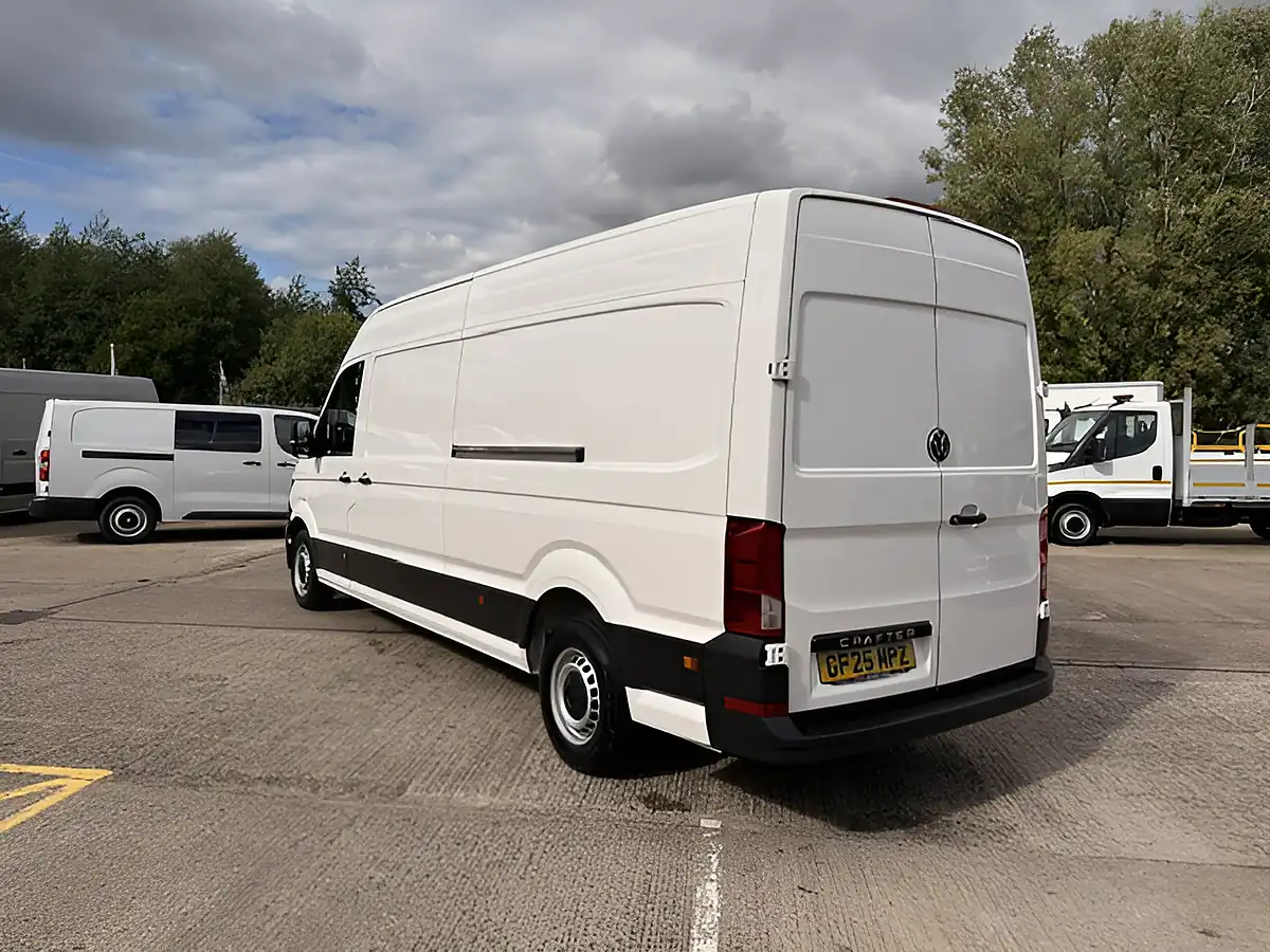 Used 2025 Volkswagen Crafter CR35 Commerce Lwb High Roof White - Interior and Exterior details 6