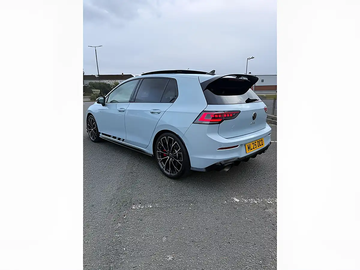 Used 2025 Volkswagen Golf GTI Clubsport Blue - Interior and Exterior details 2