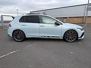 Used 2025 Volkswagen Golf GTI Clubsport Blue - Interior and Exterior details 4