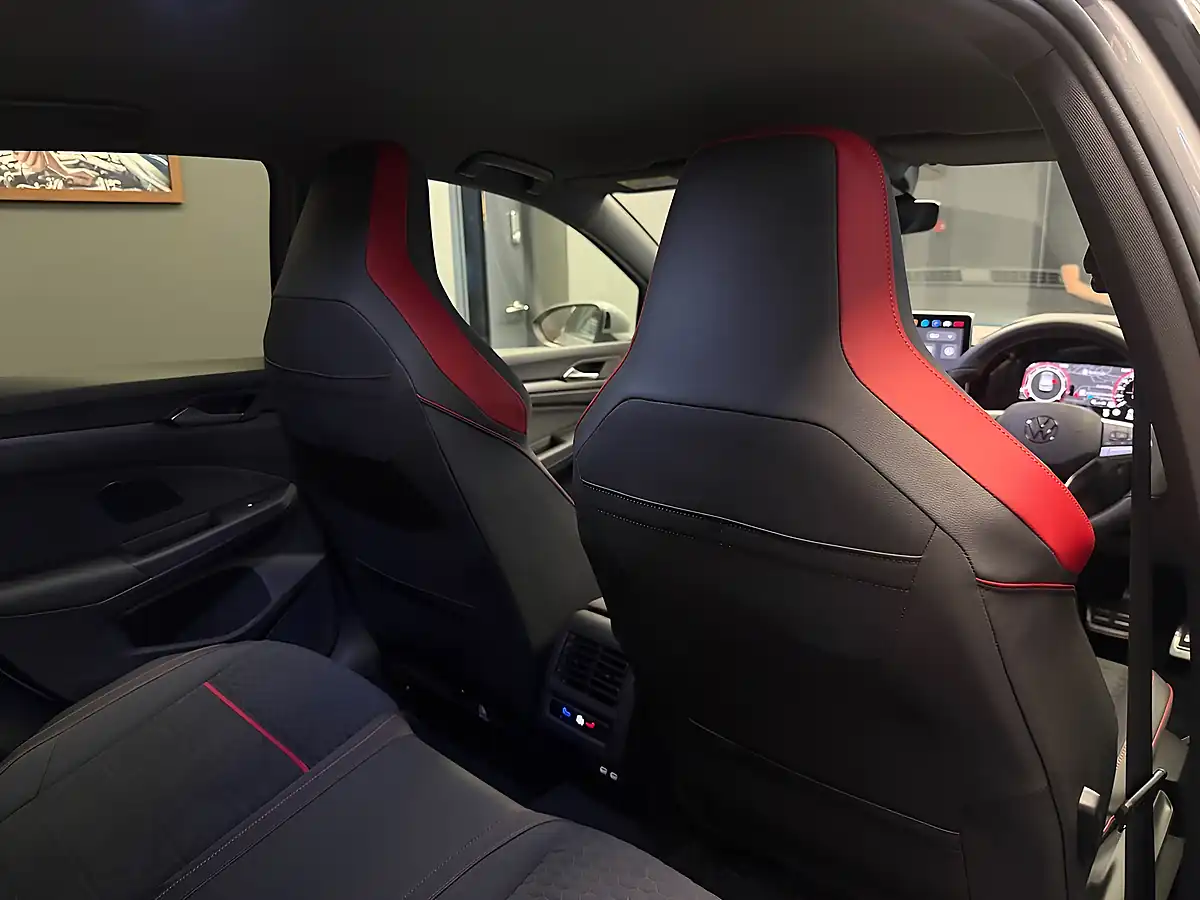 Used 2025 Volkswagen Golf GTI Clubsport Moonstone Grey - Interior and Exterior details 17
