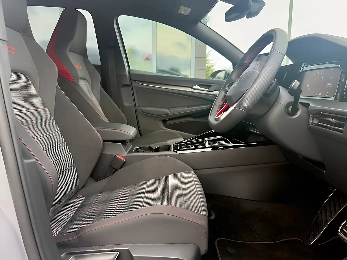 Used 2025 Volkswagen Golf GTI Grey - Interior and Exterior details 10
