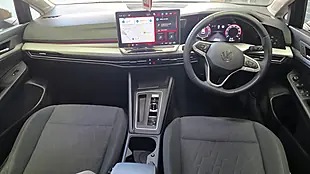 Used 2025 Volkswagen Golf Match Grey - Interior and Exterior details 11