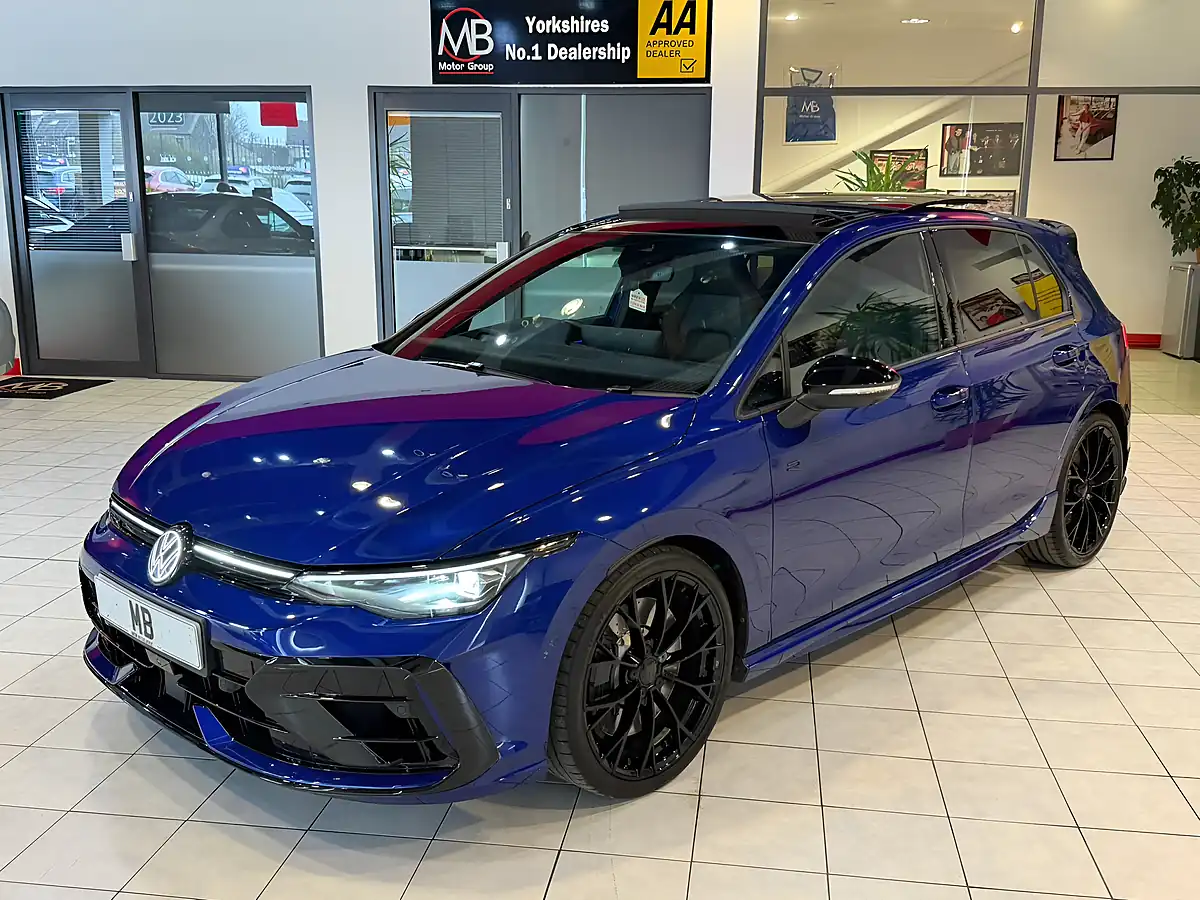 Used 2025 Volkswagen Golf R Black Edition Blue - Interior and Exterior details 5