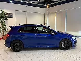 Used 2025 Volkswagen Golf R Black Edition Blue - Interior and Exterior details 9