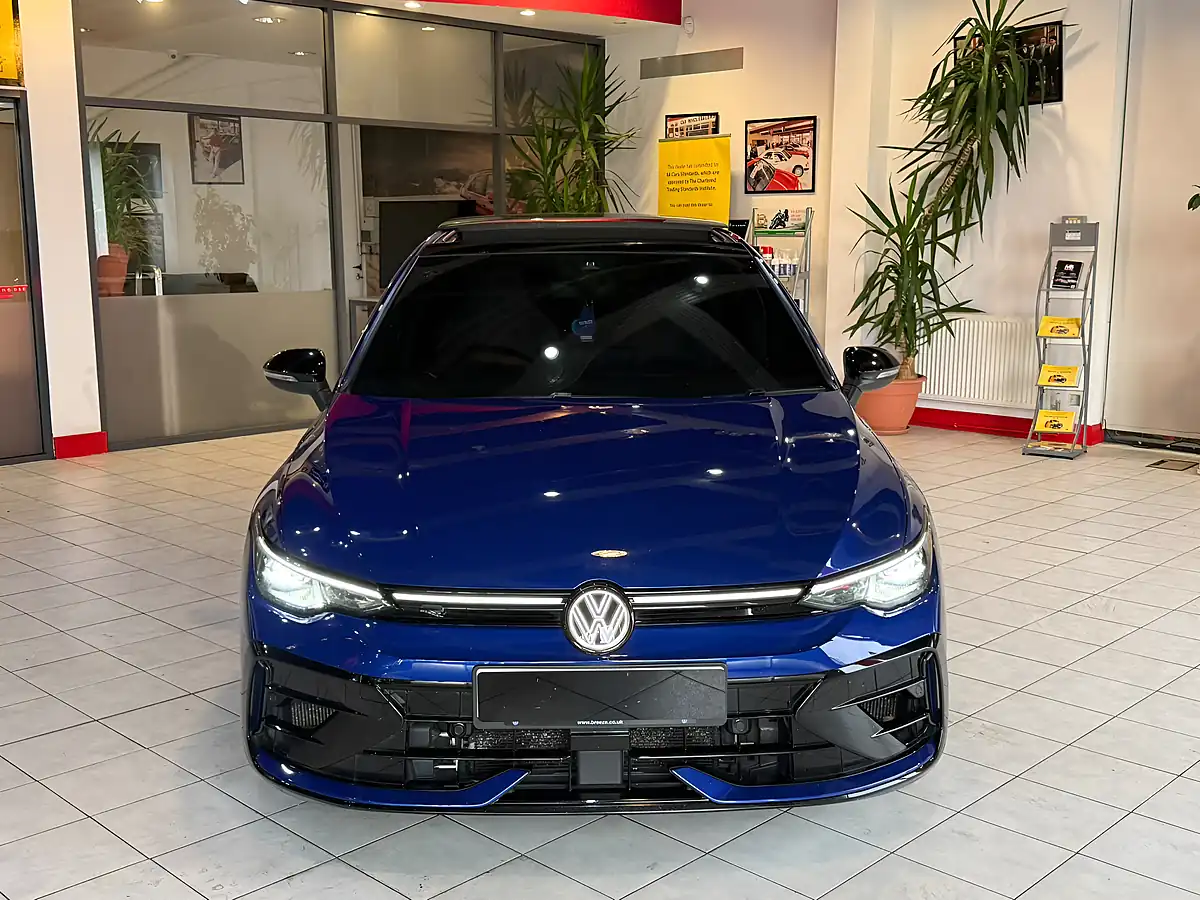 Used 2025 Volkswagen Golf R Black Edition Blue - Interior and Exterior details 5