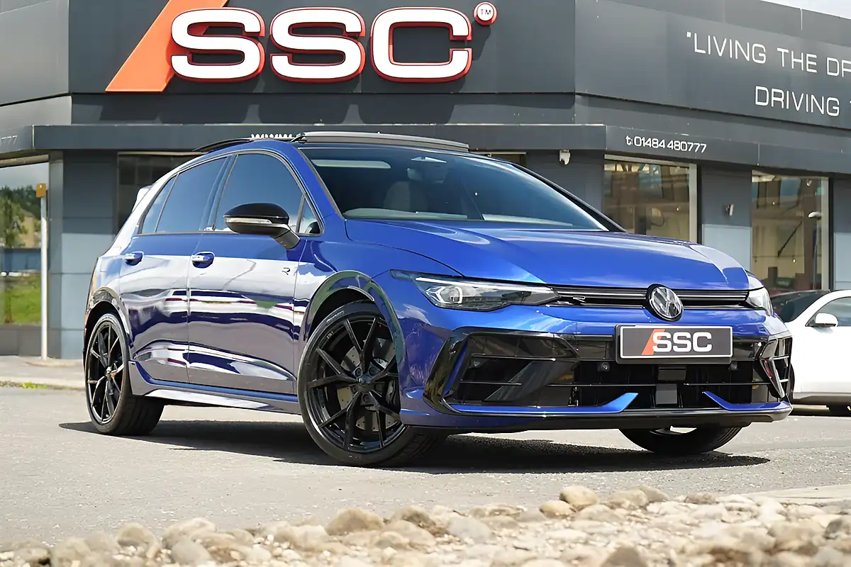 Used 2025 Volkswagen Golf R Black Edition Lapiz Blue - Front View