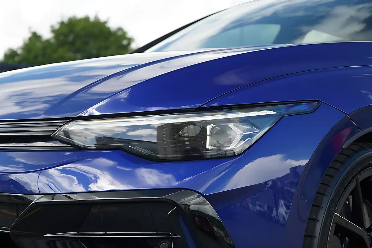 Used 2025 Volkswagen Golf R Black Edition Lapiz Blue - Interior and Exterior details 12
