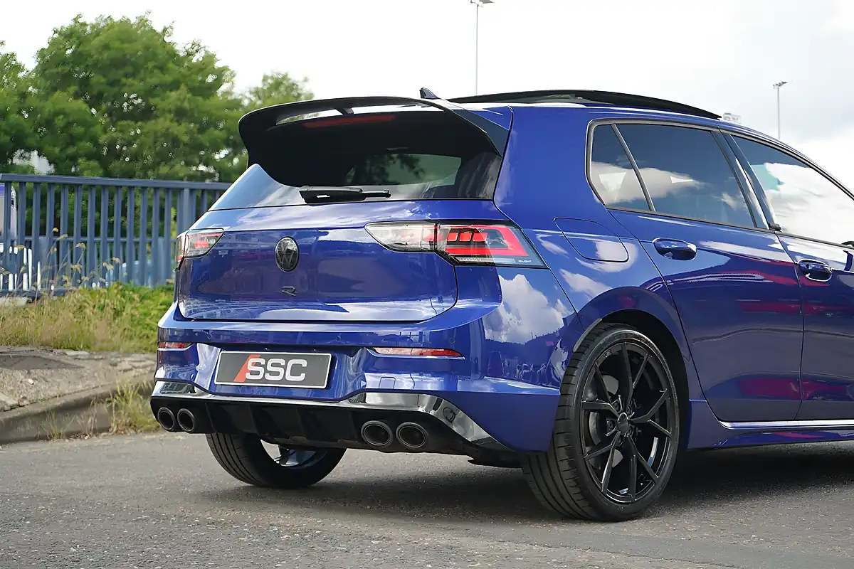 Used 2025 Volkswagen Golf R Black Edition Lapiz Blue - Interior and Exterior details 18