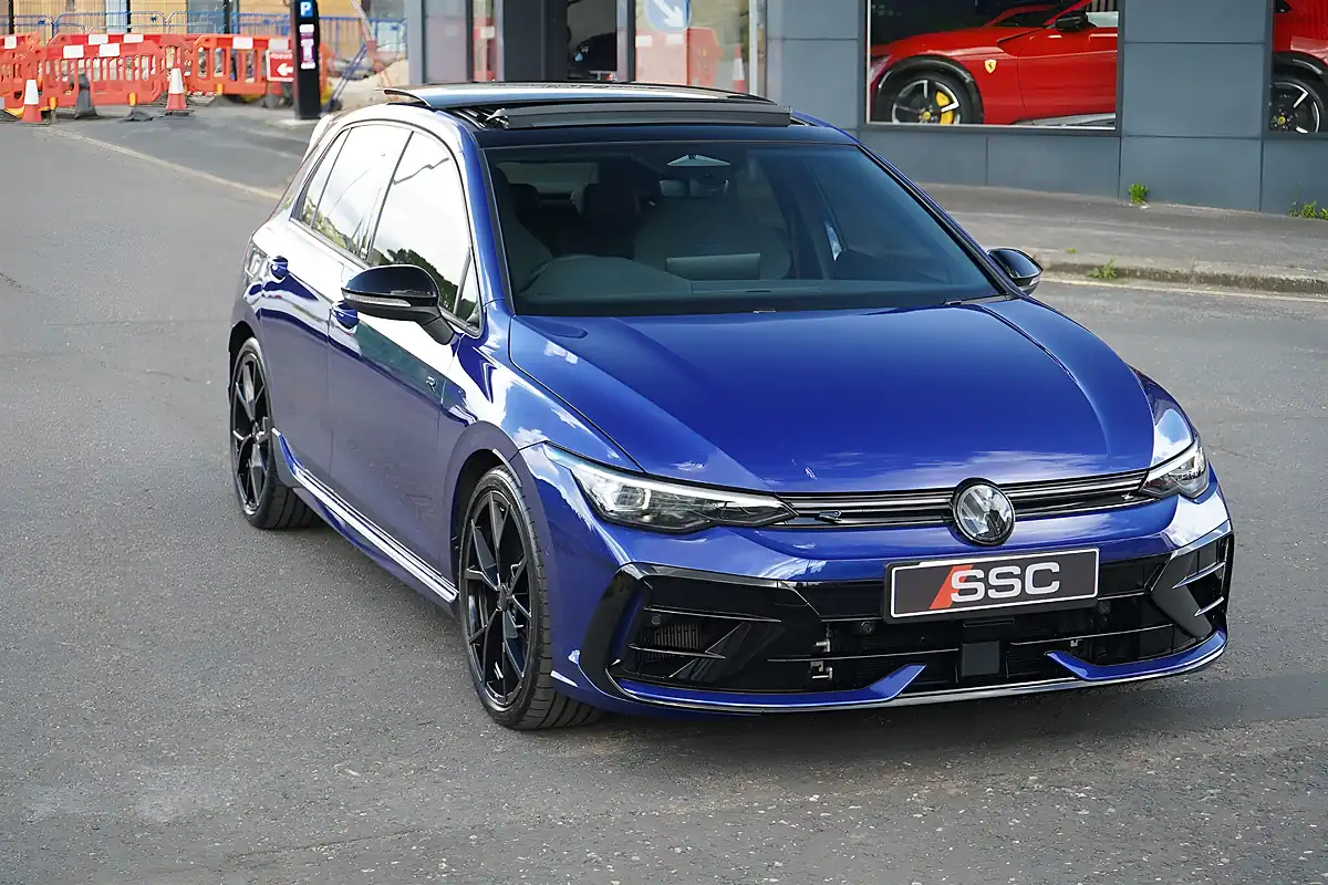 Used 2025 Volkswagen Golf R Black Edition Lapiz Blue - Interior and Exterior details 5