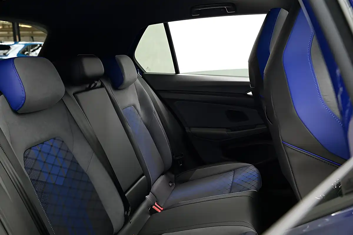 Used 2025 Volkswagen Golf R Black Edition Lapiz Blue - Interior and Exterior details 13