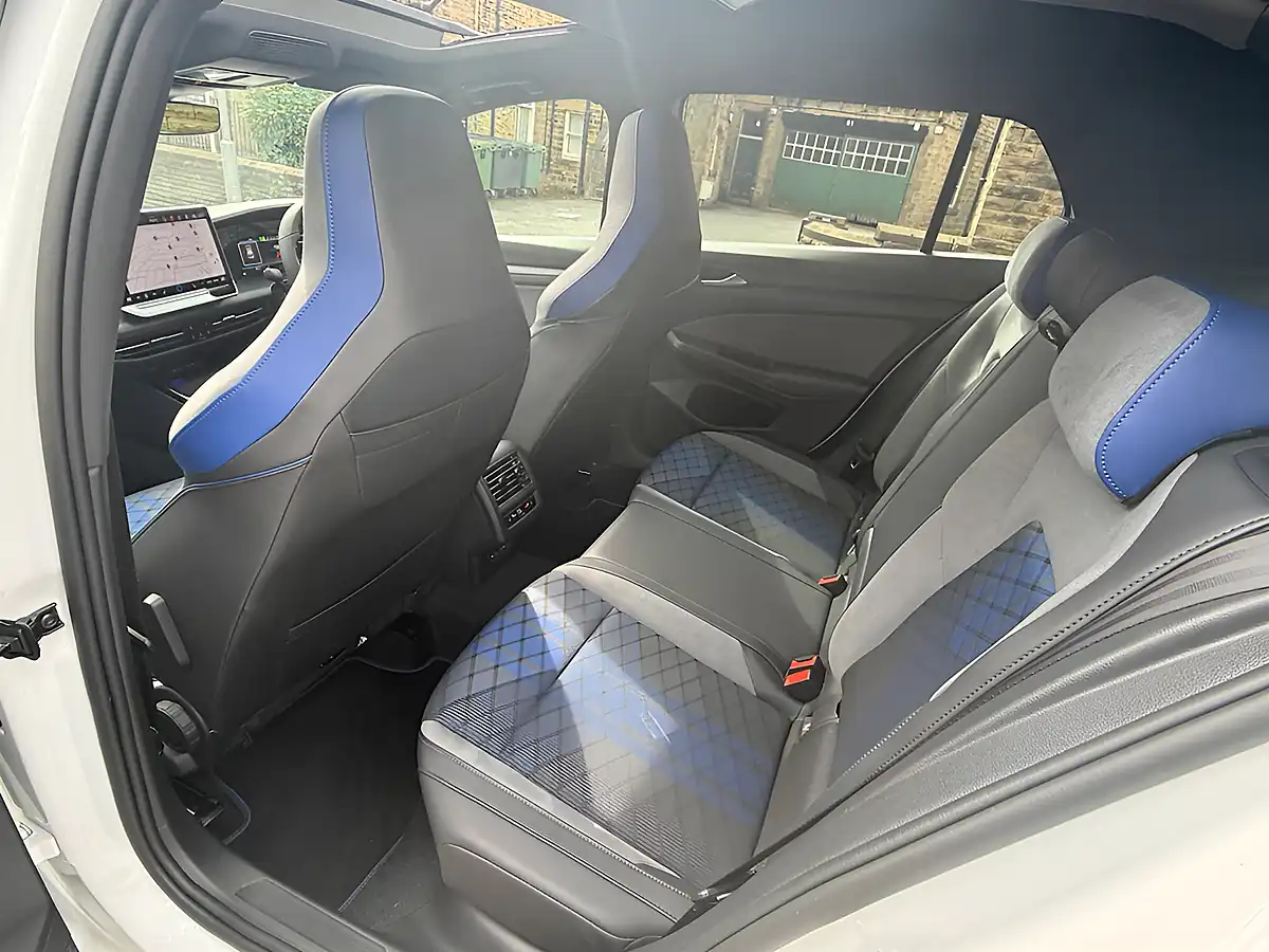Used 2025 Volkswagen Golf R Black Edition White - Interior and Exterior details 14