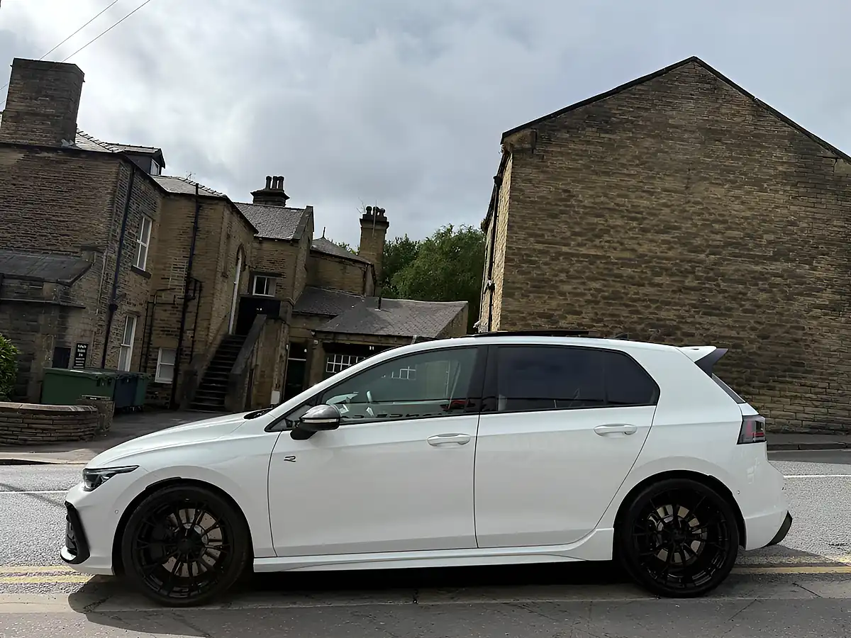 Used 2025 Volkswagen Golf R Black Edition White - Interior and Exterior details 8