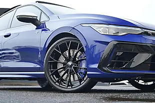 Used 2025 Volkswagen Golf R Blue - Interior and Exterior details 19