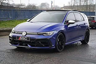Used 2025 Volkswagen Golf R Blue - Interior and Exterior details 6