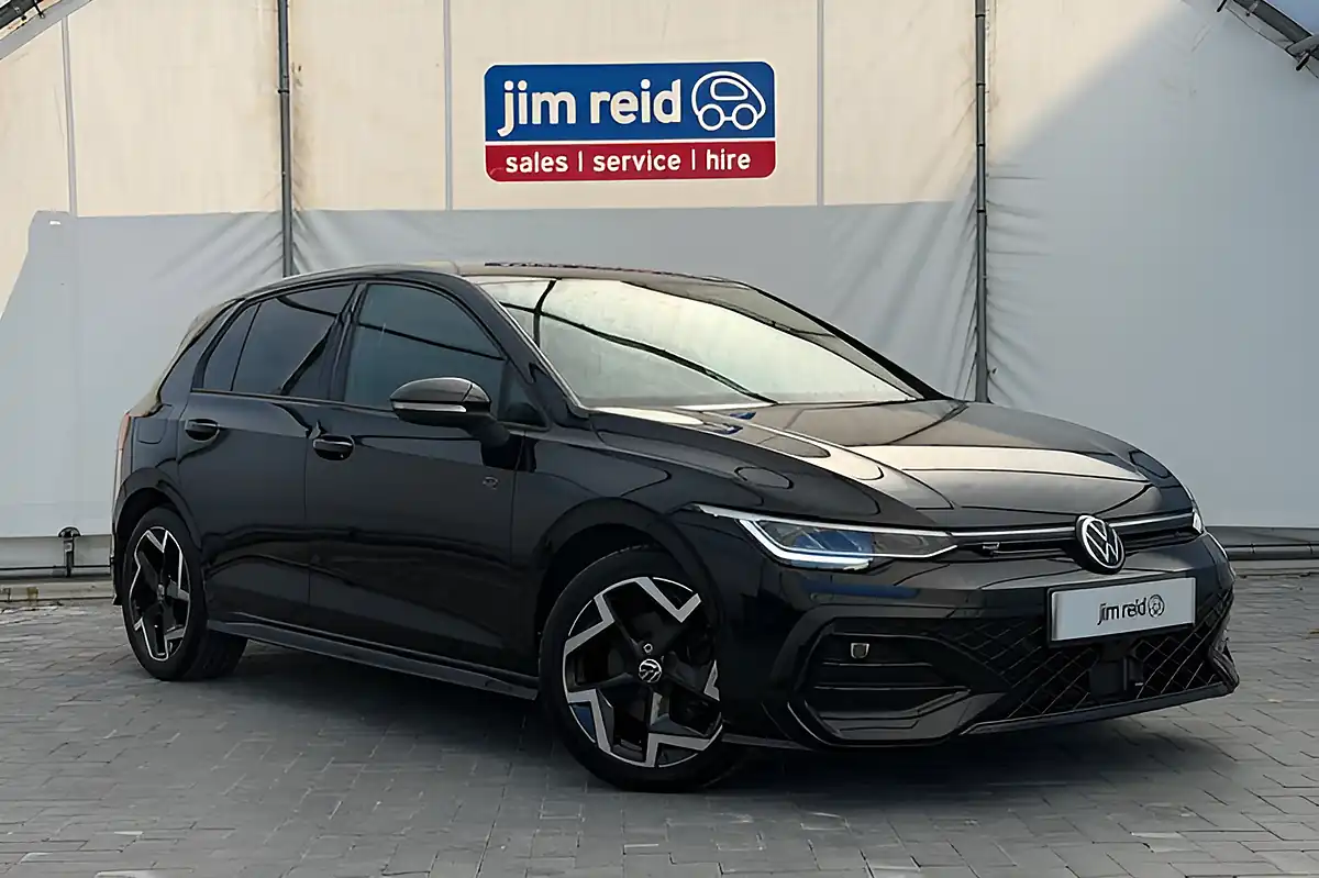 Used 2025 Volkswagen Golf R-Line Black - Front View
