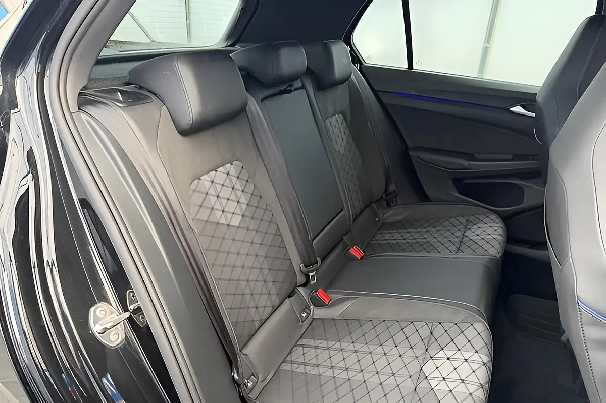 Used 2025 Volkswagen Golf R-Line Black - Interior and Exterior details 14