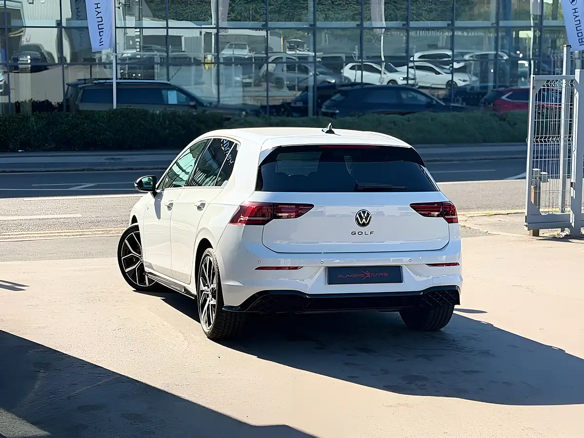 Used 2025 Volkswagen Golf R-Line White - Interior and Exterior details 19