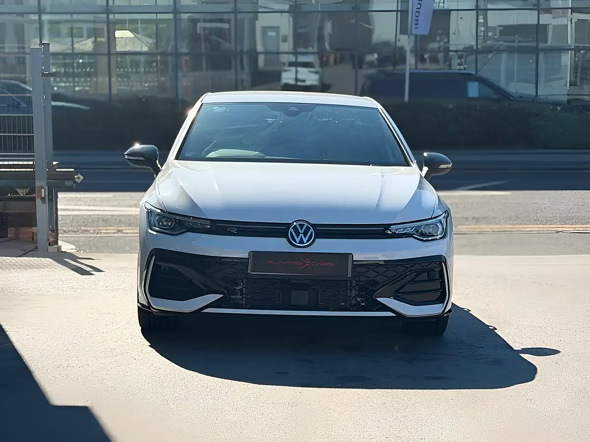 Used 2025 Volkswagen Golf R-Line White - Interior and Exterior details 5