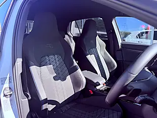 Used 2025 Volkswagen Golf R-Line White - Interior and Exterior details 7