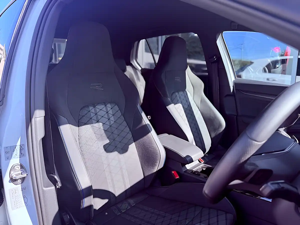 Used 2025 Volkswagen Golf R-Line White - Interior and Exterior details 8