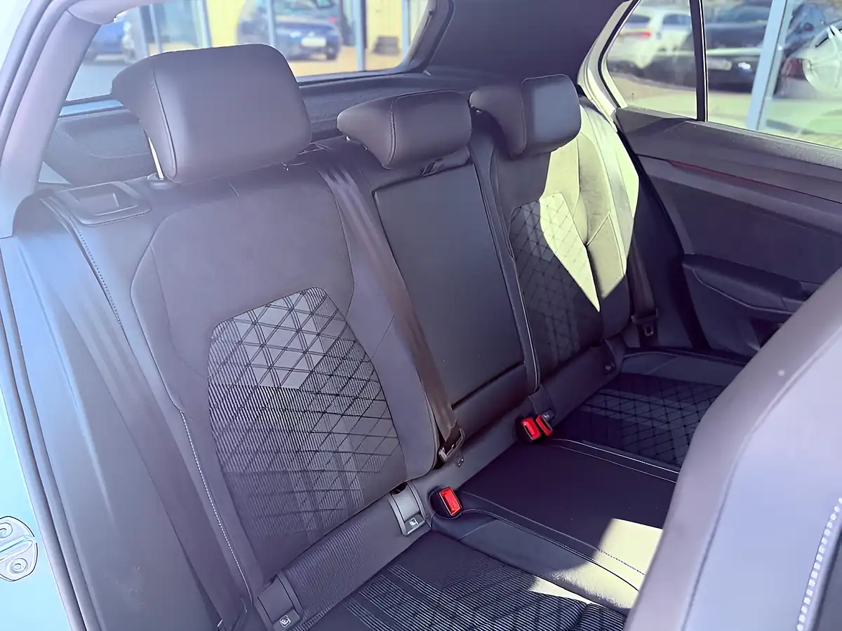 Used 2025 Volkswagen Golf R-Line White - Interior and Exterior details 9