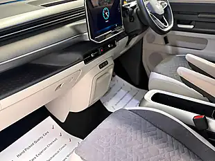 Used 2025 Volkswagen Id. Buzz Pro Style White - Interior and Exterior details 18